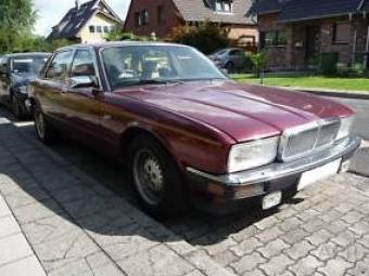 Jaguar XJ40 Sovereign