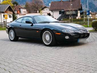 Jaguar XKR · R-Performance