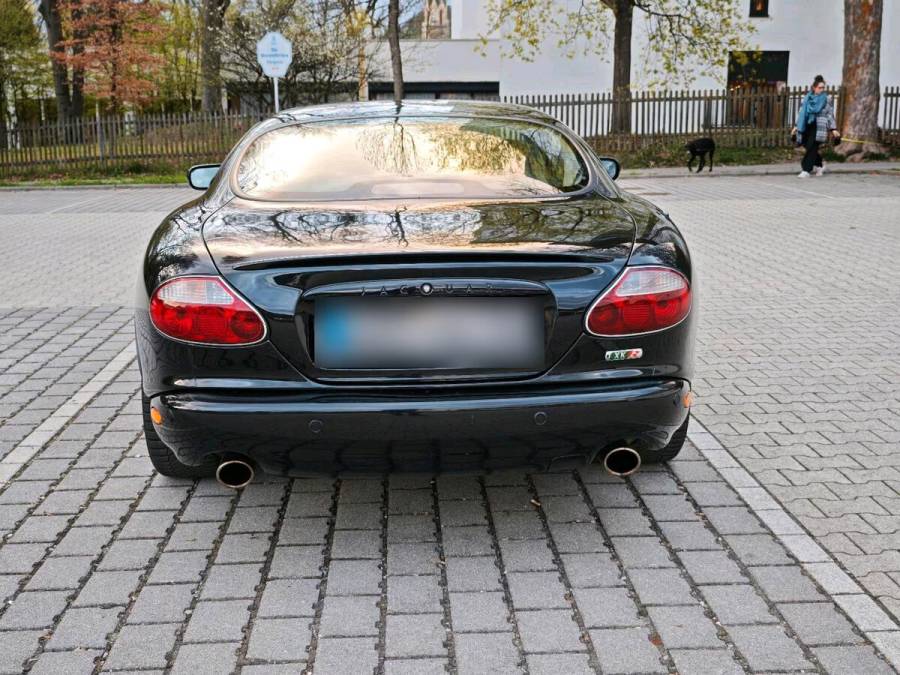 Jaguar XKR – Heck