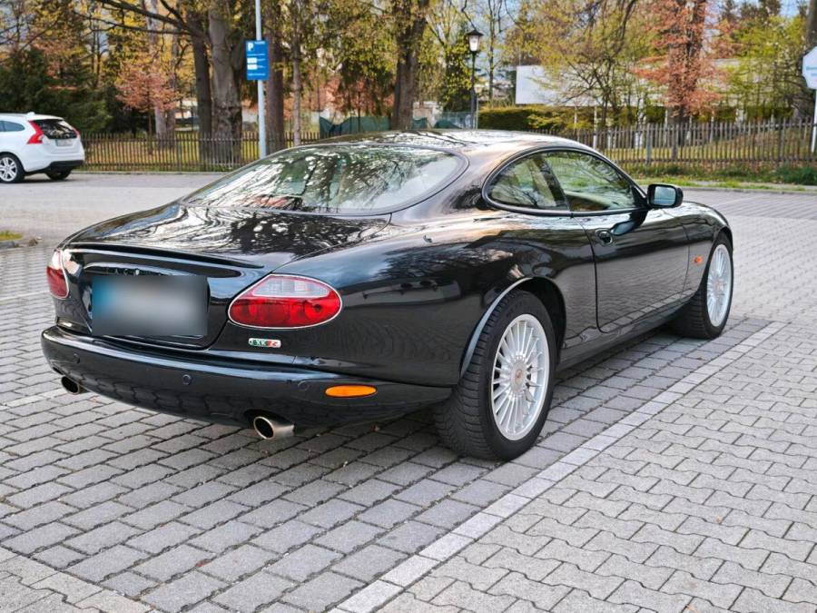Jaguar XKR – Heck rechts